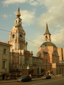 Церковь апп. Петра и Павла на Новой Басманной