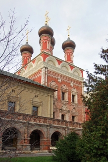 Высоко-Петровский монастырь
